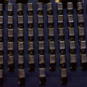 選擇汽車級(jí)貼片電容時(shí)需要考慮哪些因素？